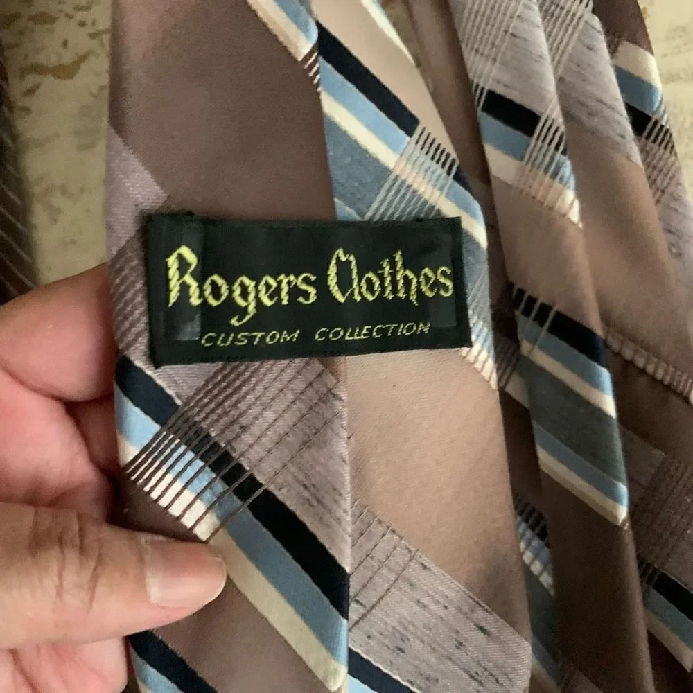 👔1 Nwt donna karen tie + 1